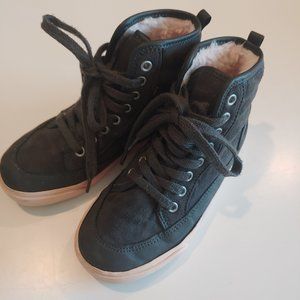 Old Navy | Grey Suede and Nubuck Leather Faux Fur Lined Sneakers | 13